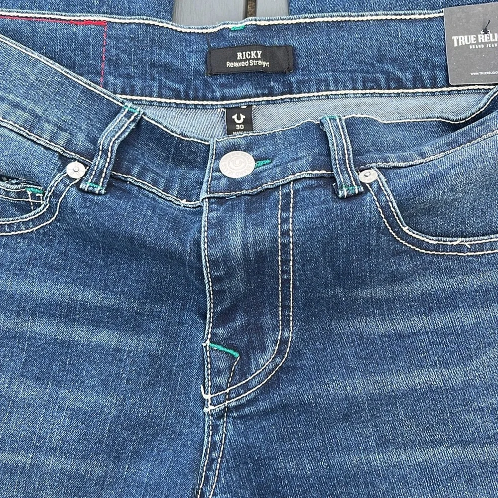 TRUE RELIGION RICKY SINGLE NEEDLE STRAIGHT MEN’S JEAN